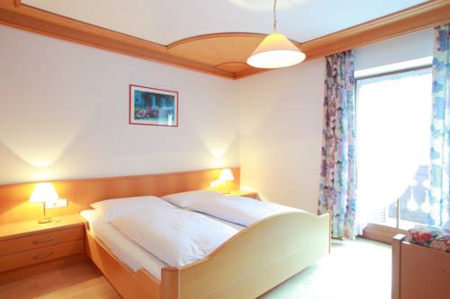 Imagen de la habitación del Hotel Schmuckhof. Foto 5