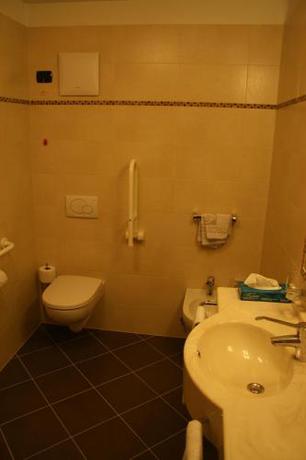 Imagen de la habitación del Hotel Schneeberg Family Resort & SPA. Foto 6