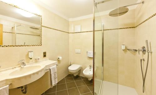 Imagen de la habitación del Hotel Schneeberg Family Resort & SPA. Foto 7