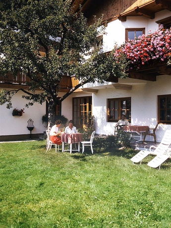 Imagen general del Hotel Schneeberger, Zell am Ziller. Foto 8