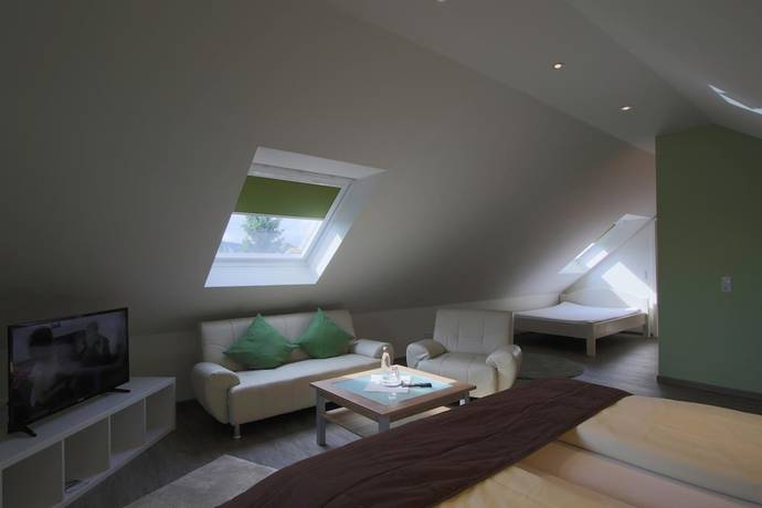 Imagen de la habitación del Hotel Schneider. Foto 17