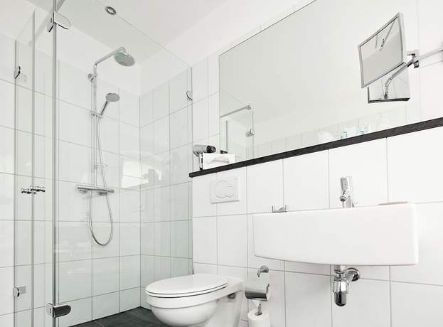 Imagen de la habitación del Hotel Schnellenburg. Foto 17