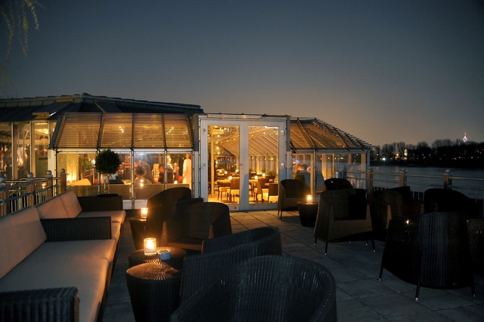 Imagen de los exteriores del Hotel Schnellenburg. Foto 19