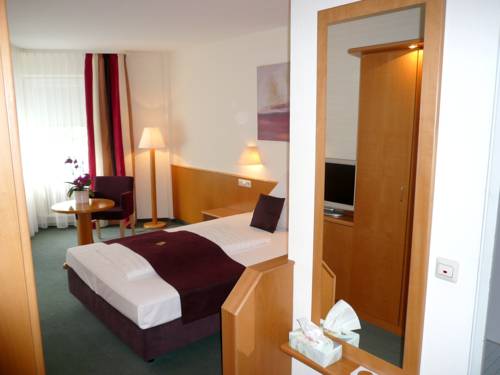 Imagen de la habitación del Hotel Schober. Foto 14