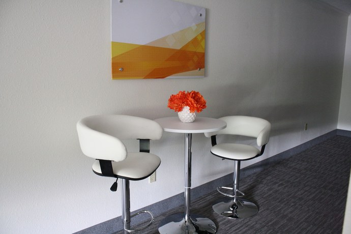 Imagen de los interiores del Hotel Schoenbrunn Inn. Foto 17