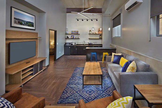 Imagen de la habitación del Hotel Scholar Morgantown, Tapestry Collection by Hilton. Foto 9