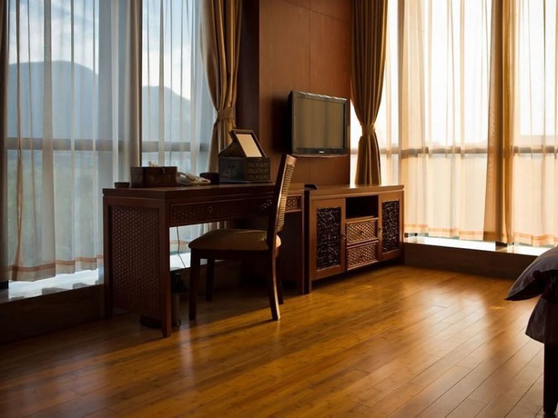 Imagen de los interiores del Hotel Scholars Shushan Hot Springs Resort. Foto 18