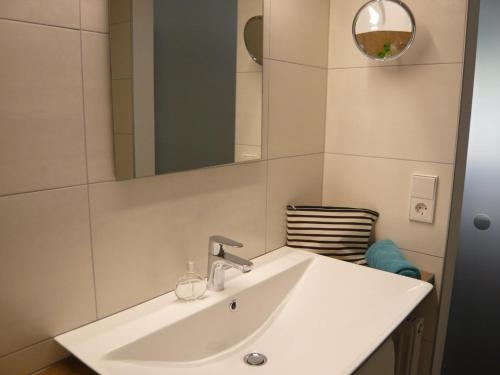 Imagen de la habitación del Hotel Scholz. Foto 10