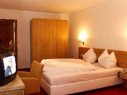 Imagen de la habitación del Hotel Schonblick, Zell Am See . Foto 3