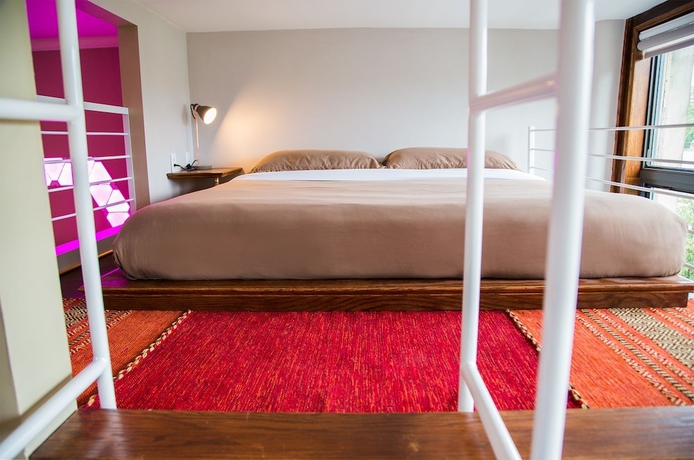 Imagen de la habitación del Hotel School 31 Lofts at Colors Studios. Foto 6