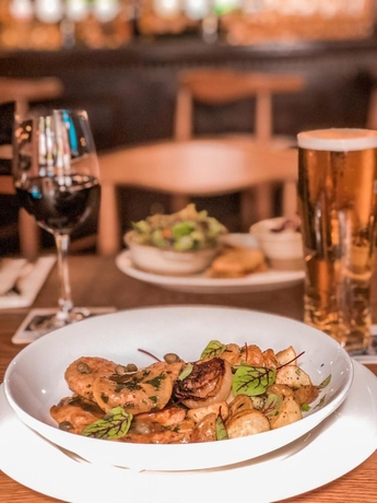 Imagen del bar/restaurante del Hotel Schoolhouse. Foto 6