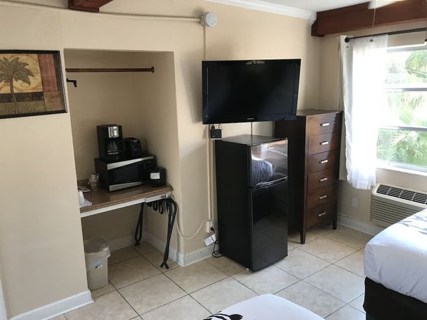 Imagen de la habitación del Hotel Schooner, Madeira Beach. Foto 2