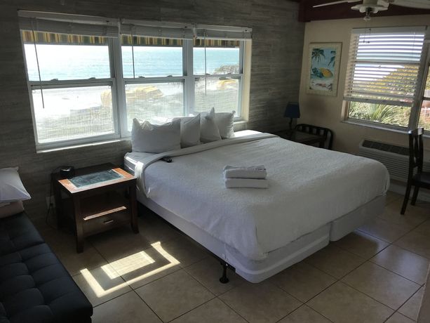 Imagen de la habitación del Hotel Schooner, Madeira Beach. Foto 11