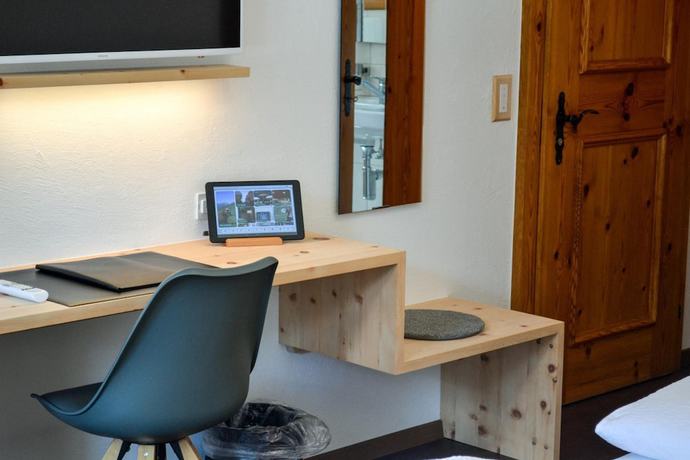 Imagen de la habitación del Hotel Schorta\'s Alvetern. Foto 2