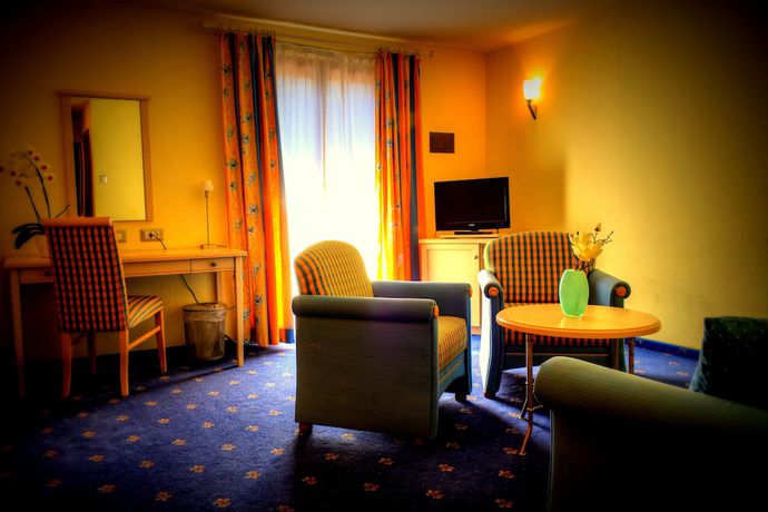 Imagen de la habitación del Hotel Sch&ouml;nblick. Foto 13