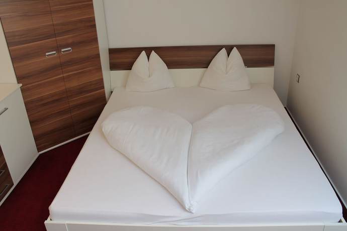 Imagen de la habitación del Hotel Sch&ouml;nblick. Foto 15