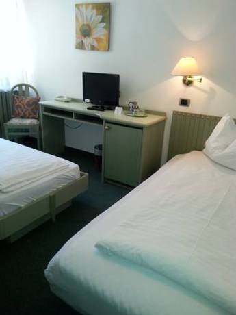 Imagen de la habitación del Hotel Schönbrunn. Foto 9