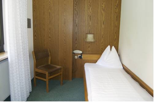 Imagen de la habitación del Hotel Schönbrunn. Foto 12