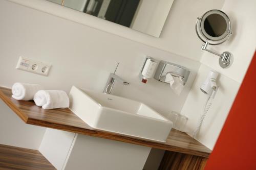 Imagen de la habitación del Hotel Sch&ouml;nbuch. Foto 5
