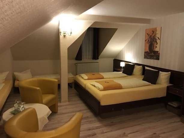 Imagen de la habitación del Hotel Sch&ouml;ne Aussicht, Naumburg. Foto 13