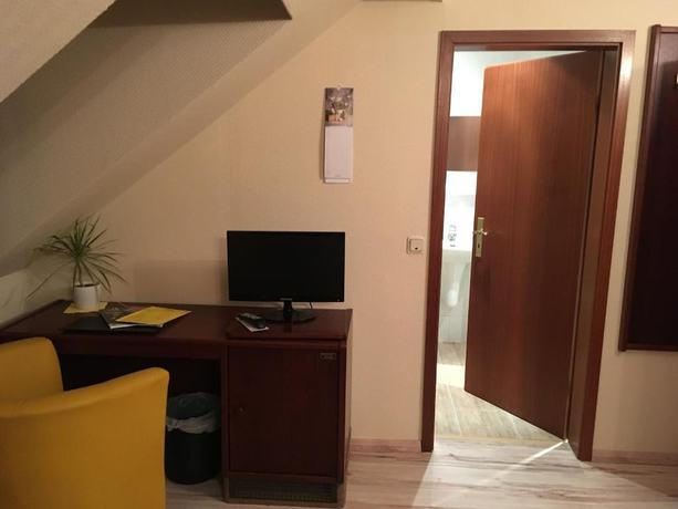 Imagen de la habitación del Hotel Sch&ouml;ne Aussicht, Naumburg. Foto 14