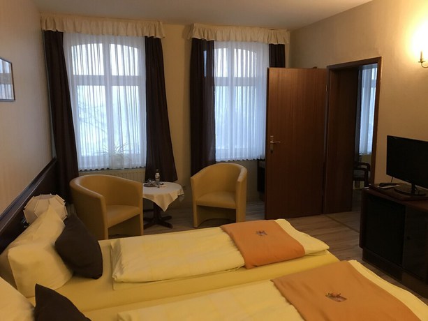 Imagen de la habitación del Hotel Sch&ouml;ne Aussicht, Naumburg. Foto 15