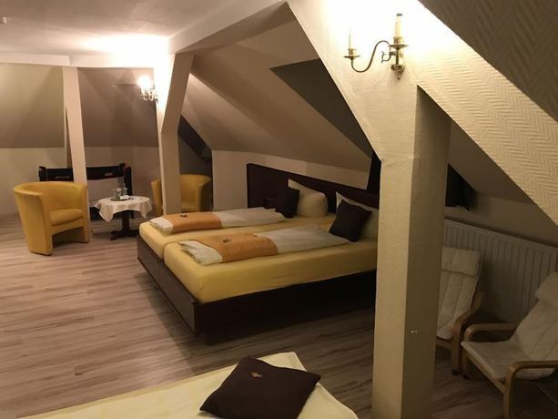 Imagen de la habitación del Hotel Sch&ouml;ne Aussicht, Naumburg. Foto 16