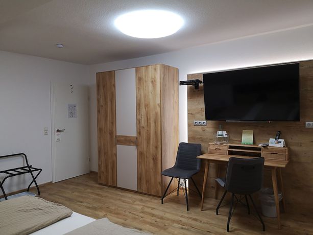 Imagen de la habitación del Hotel Sch&ouml;ne Aussicht, Schleusingen. Foto 2
