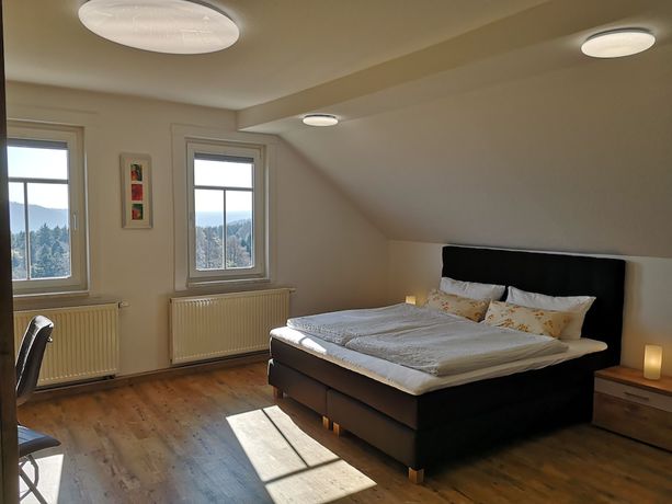 Imagen de la habitación del Hotel Sch&ouml;ne Aussicht, Schleusingen. Foto 6