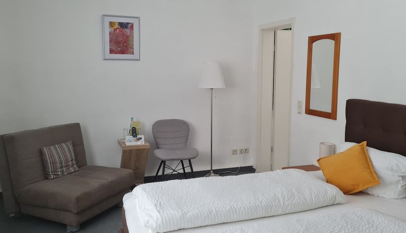 Imagen de la habitación del Hotel Sch&ouml;ne Aussicht, Schleusingen. Foto 17