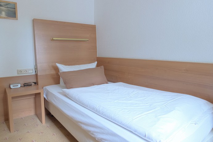 Imagen de la habitación del Hotel Sch&ouml;ne Aussicht, Wilhelmshaven. Foto 2
