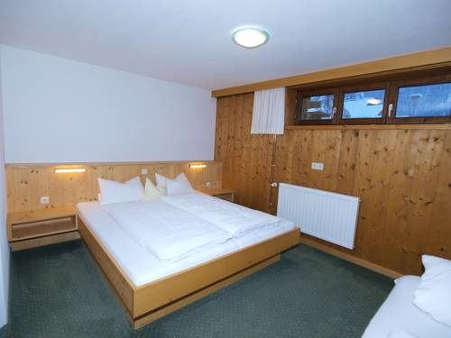 Imagen de la habitación del Hotel Schrannenhof. Foto 9