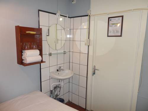 Imagen de la habitación del Hotel Schroder. Foto 5