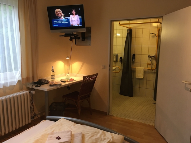 Imagen de la habitación del Hotel Schroeders Stadtwaldhotel. Foto 6