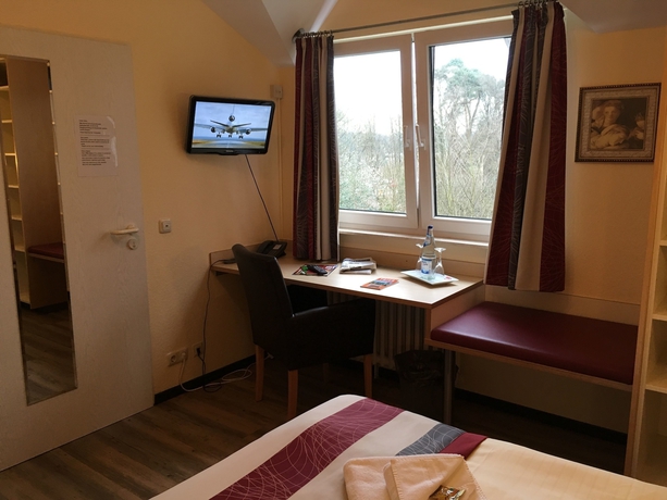 Imagen de la habitación del Hotel Schroeders Stadtwaldhotel. Foto 9