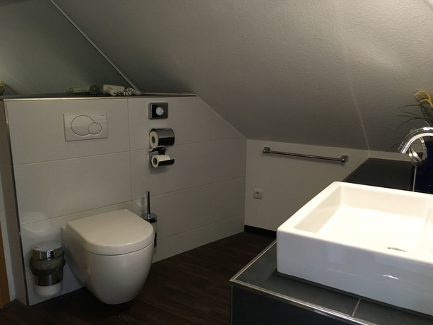 Imagen de la habitación del Hotel Schroeders Stadtwaldhotel. Foto 15