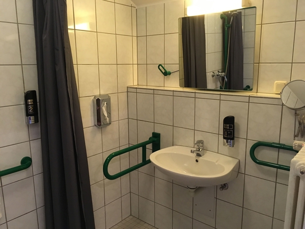Imagen de la habitación del Hotel Schroeders Stadtwaldhotel. Foto 18