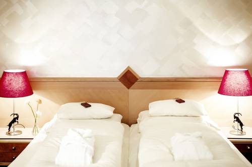 Imagen de la habitación del Hotel Schrofenstein. Foto 7