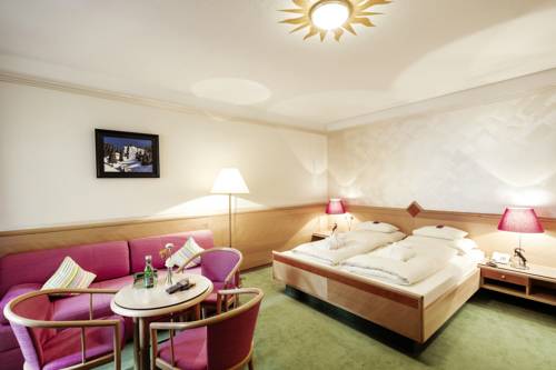 Imagen de la habitación del Hotel Schrofenstein. Foto 10