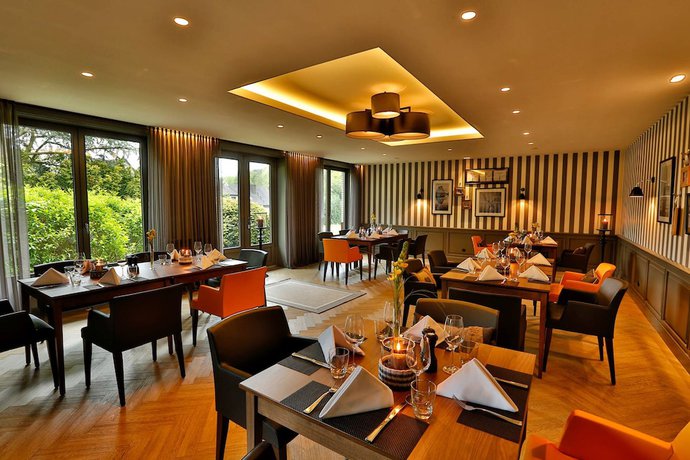 Imagen del bar/restaurante del Hotel Schr&ouml;der and Restaurant. Foto 4