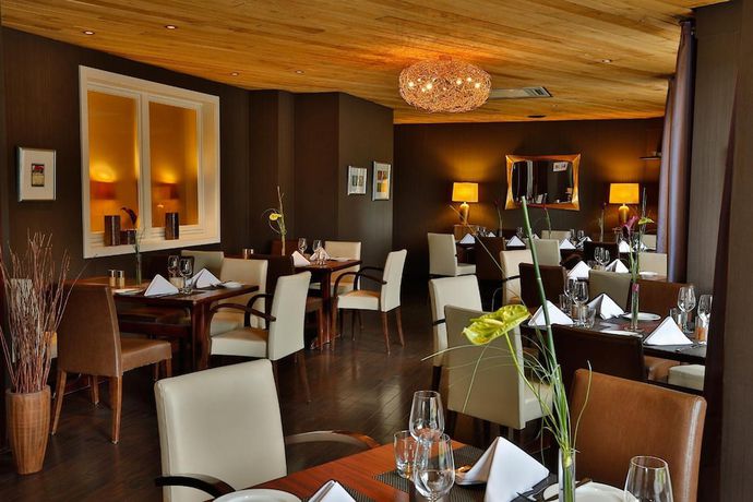 Imagen del bar/restaurante del Hotel Schr&ouml;der and Restaurant. Foto 7