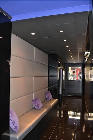 Imagen de los interiores del Hotel Schtak. Foto 16