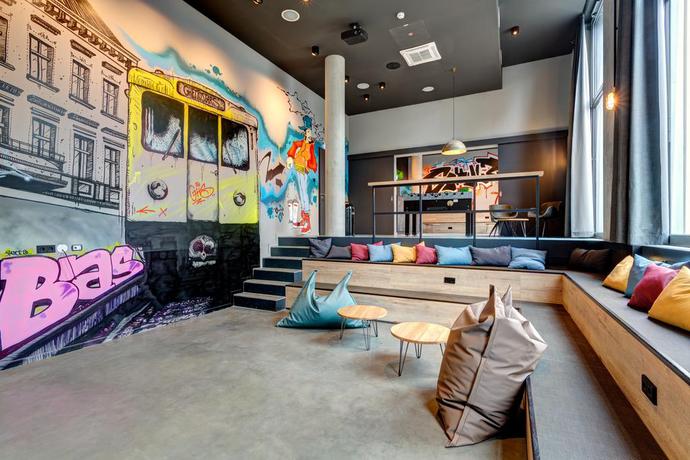 Imagen de los interiores del Hotel Schulz Hotel Berlin Wall At The East Side Gallery. Foto 12