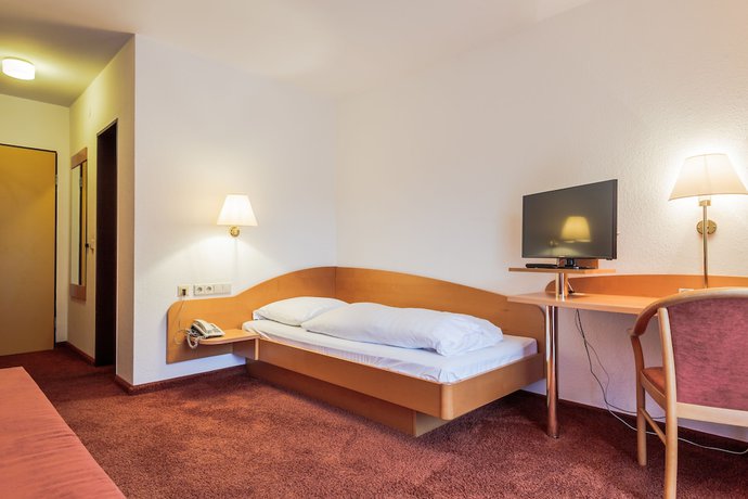 Imagen de la habitación del Hotel Sch&uuml;tzenhof, M&uuml;llenacker. Foto 15