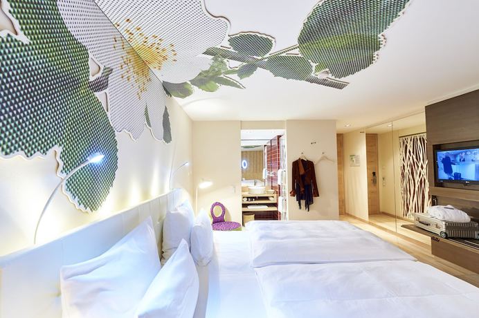 Imagen de la habitación del Hotel Schwanen Metzingen. Foto 11