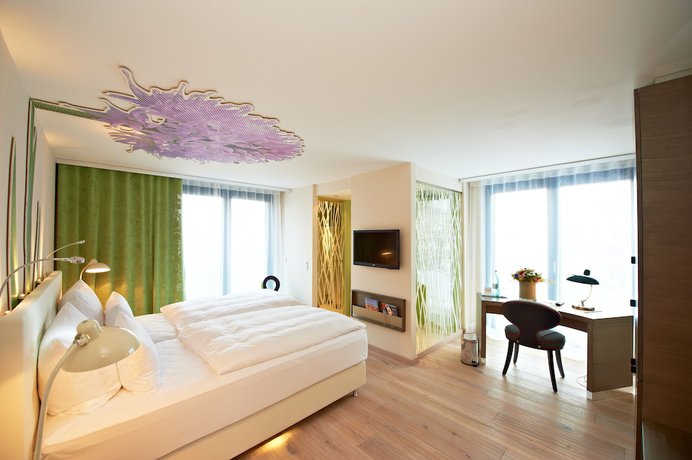 Imagen de la habitación del Hotel Schwanen Metzingen. Foto 16