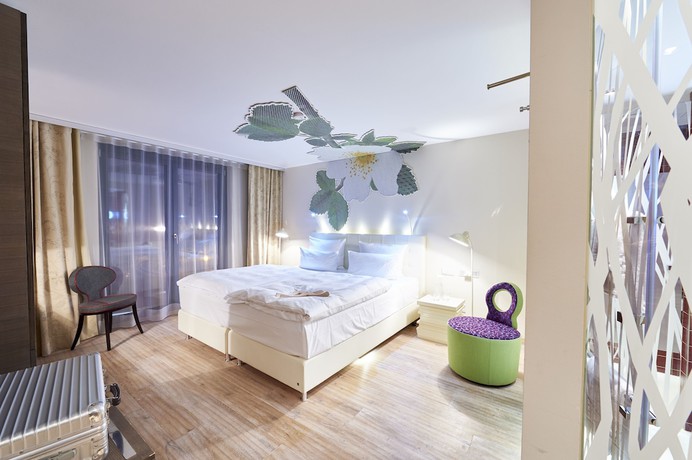 Imagen de la habitación del Hotel Schwanen Metzingen. Foto 20