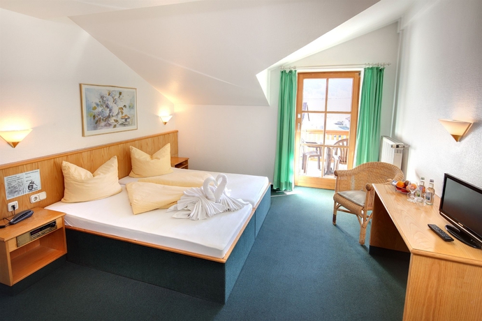 Imagen de la habitación del Hotel Schwanstein. Foto 14