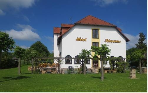 Imagen general del Hotel Schwartze. Foto 3