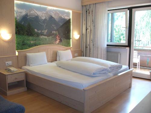 Imagen de la habitación del Hotel Schwarzbachhof. Foto 6